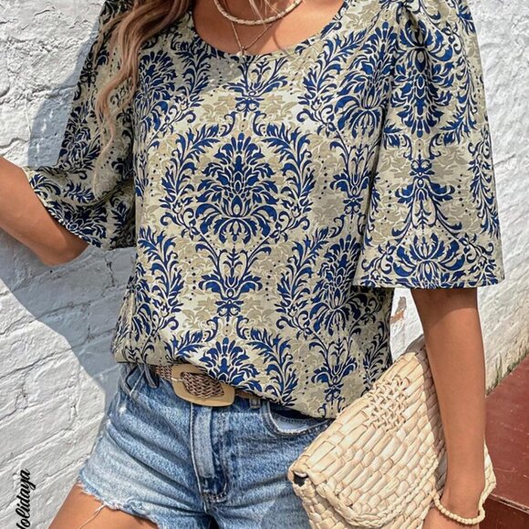 SHEIN Holidaya Allover Print Puff Sleeve Blouse - Picture 8 of 9
